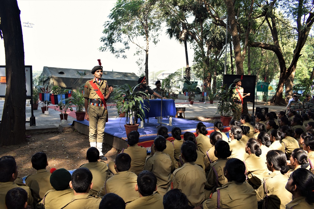 Commanding Officer giving lecture to cadets